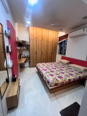 Bedroom in 4 BHK Apartment at Lodha Woods, Kandivali East – for Rent
