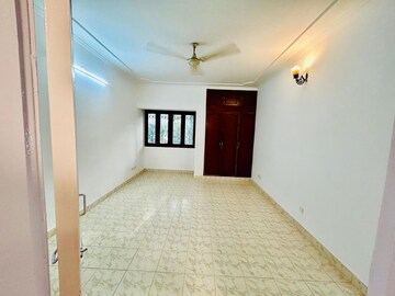 Bedroom in 3 BHK Builder Floor at Vasant Kunj – for Rent