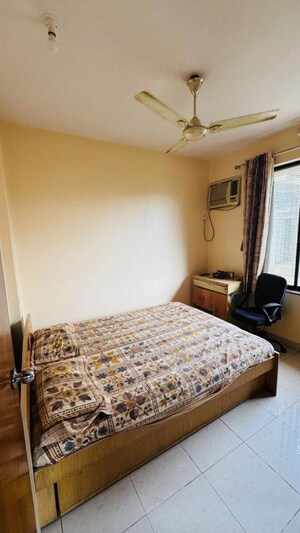 Bedroom in 4 BHK Apartment at Bredco Hill View Park, Kandivali East – for Rent