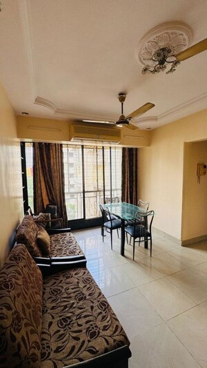 Living Room in 4 BHK Apartment at Bredco Hill View Park, Kandivali East – for Rent