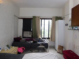 Living Room in 4 BHK Apartment at Bredco Hill View Park, Kandivali East – for Rent