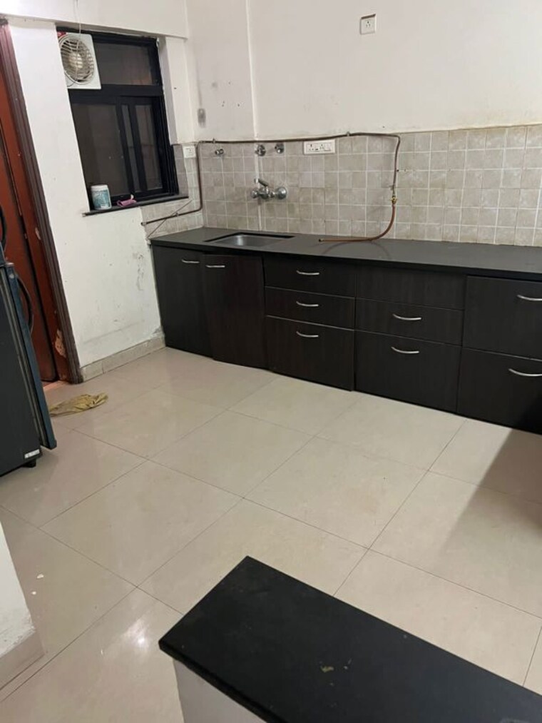 Kitchen, brahma-suncity 2 Bedroom 950 Sq.Ft. Apartment In Wadgaon Sheri Pune 9864020