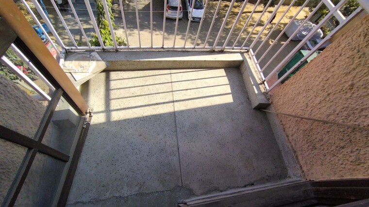 Balcony, sarita vihar 2 Bedroom 1200 Sq.Ft. Apartment In Sarita Vihar Delhi 9864021