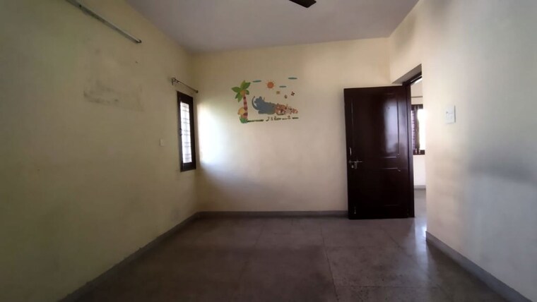 Room, sarita vihar 2 Bedroom 1200 Sq.Ft. Apartment In Sarita Vihar Delhi 9864021