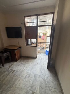 2 BHK Builder Floor For Rent in Khirki Extension