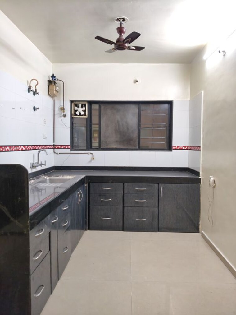Kitchen, kumar-urban-kruti 2 Bedroom 1225 Sq.Ft. Apartment In Kalyani Nagar Pune 9864032