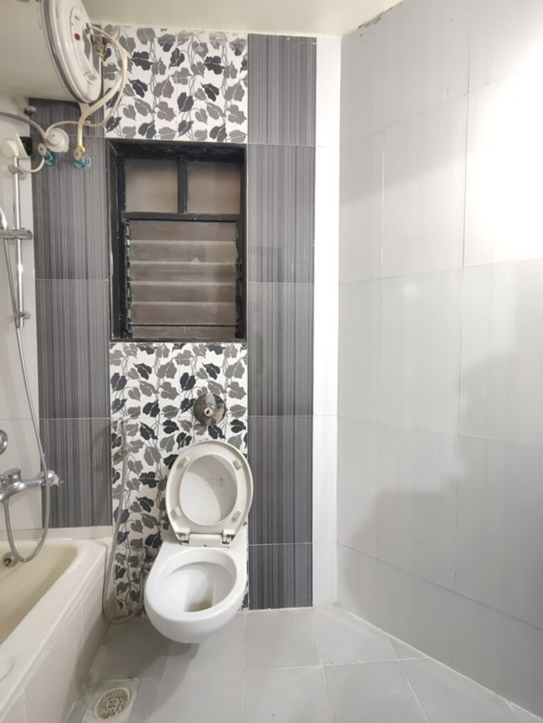 Bathroom, kumar-urban-kruti 2 Bedroom 1225 Sq.Ft. Apartment In Kalyani Nagar Pune 9864032