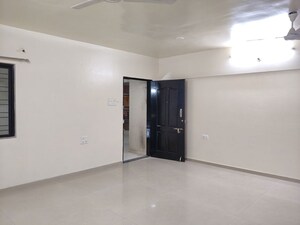 Room in 2 BHK Apartment at Kumar Urban Kruti, Kalyani Nagar – for Rent