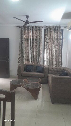 Living Room in 3 BHK Builder Floor at Sector 51 – for Rent