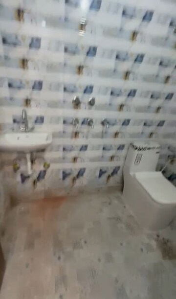 Bathroom in 1 BHK Builder Floor at West Patel Nagar – for Rent
