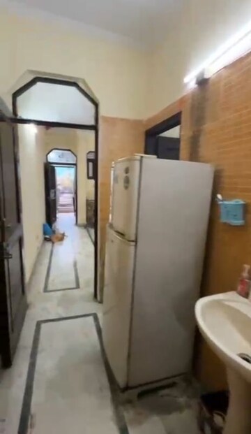Furnished Amenities in 2 BHK Builder Floor at Patel Nagar – for Rent