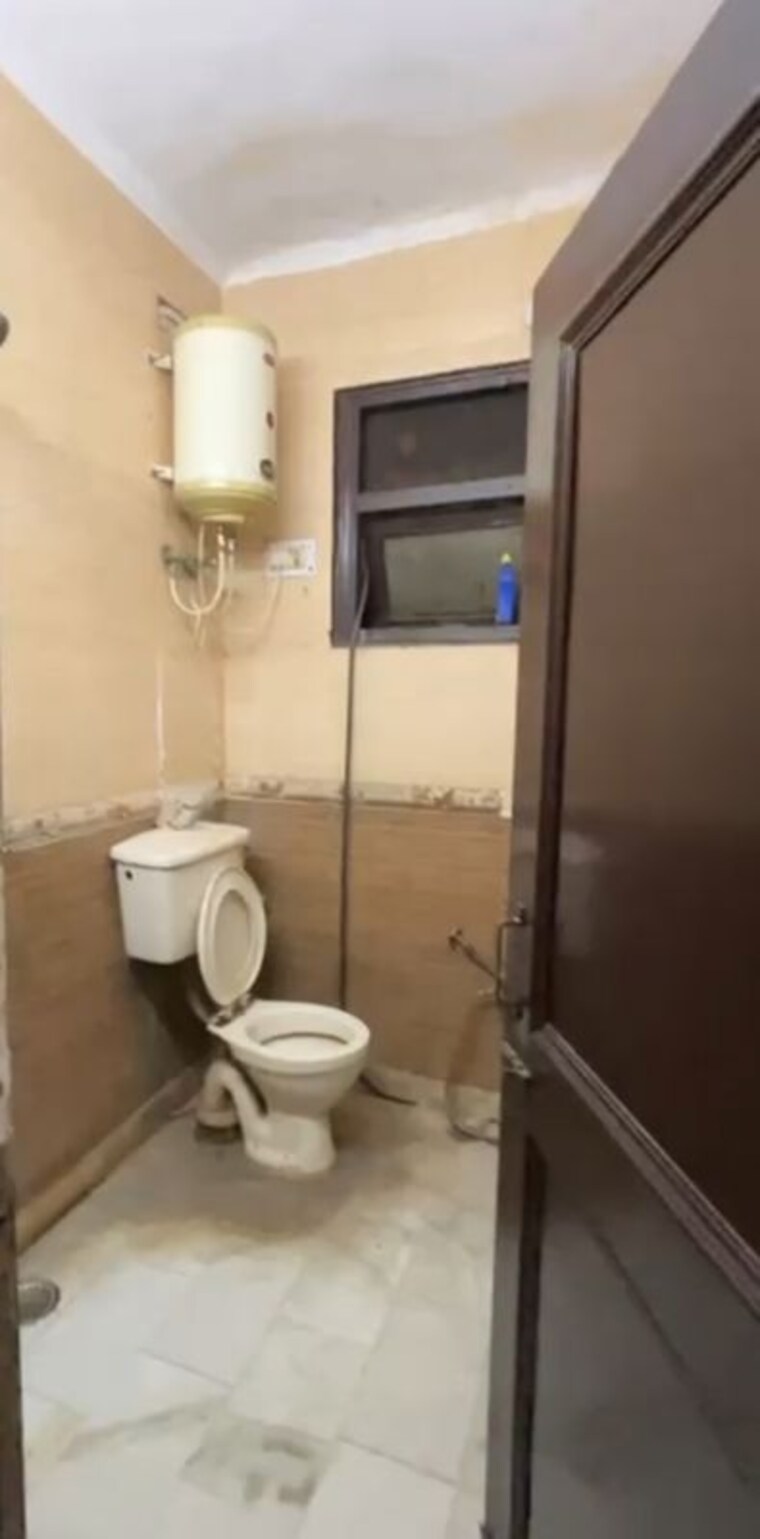 Master Bedroom, patel nagar 2 Bedroom 1000 Sq.Ft. Builder Floor In Patel Nagar Delhi 9864095