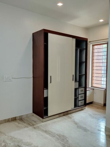 Bedroom in 3 BHK Builder Floor at Sector 15 – for Rent