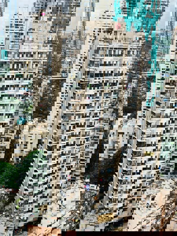 2 BHK + Extra Room Apartment For Rent in Satellite Royale