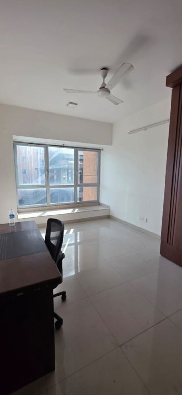 Room, db-woods 3 Bedroom 1250 Sq.Ft. Apartment In Goregaon East Mumbai 9863738