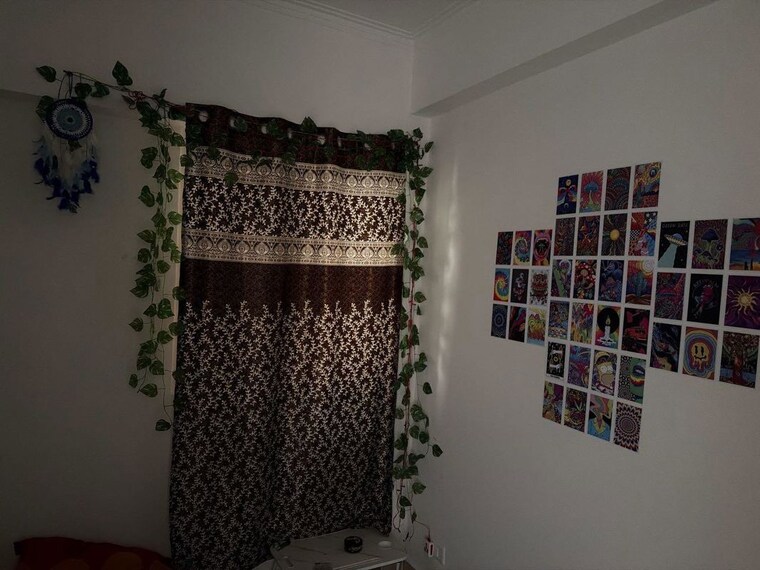 Living Room, gaur-yamuna-city-16th-park-view 2 Bedroom 1270 Sq.Ft. Apartment In Gaur Yamuna City Greater Noida 9864101