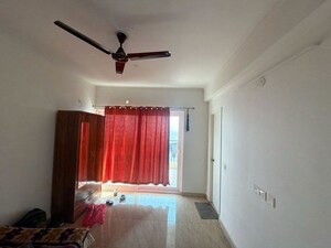 Furnished Amenities in 2 BHK Apartment at Gaur Yamuna City 16th Park View, Gaur Yamuna City – for Sale