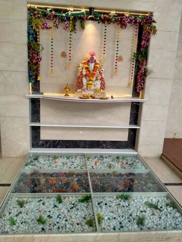 Furnished Amenities in 2 BHK Apartment at Karmvir Avant Sky Villa, Goregaon East – for Rent