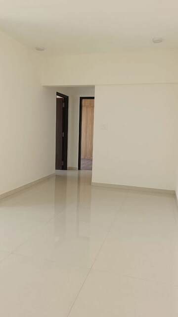 Room in 3 BHK Apartment at Jyoti Sukriti, Goregaon East – for Rent