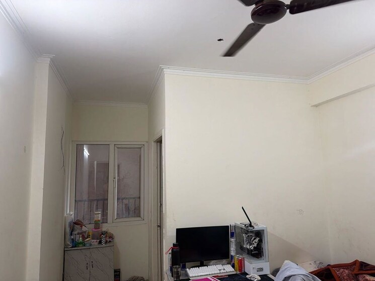 Team Area, gaur-yamuna-city-16th-park-view 3 Bedroom 1450 Sq.Ft. Apartment In Gaur Yamuna City Greater Noida 9864119