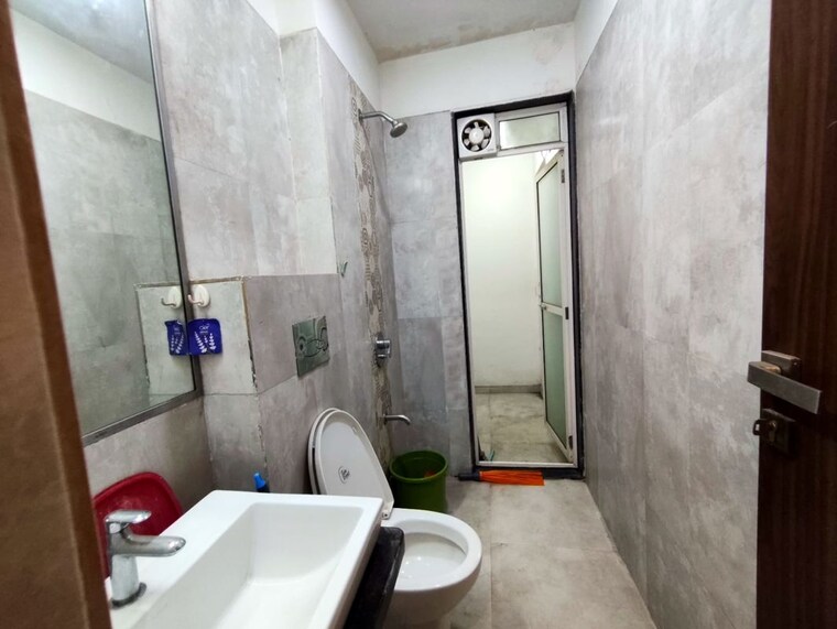 Bathroom, omkar-ananta 2 Bedroom 1031 Sq.Ft. Apartment In Goregaon East Mumbai 9612037