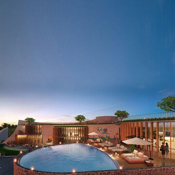 Swimming Pool in 3 BHK Villa at Emami Aastha, Joka – for Sale