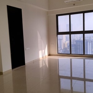 Room in 3 BHK Apartment at Lodha Vista, Dhuru Wadi – for Sale