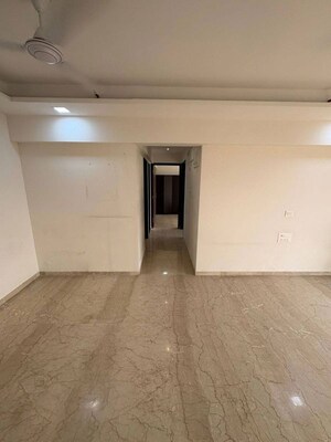 Room in 2 BHK Apartment at Rajesh Raj Infinia, Malad West – for Rent