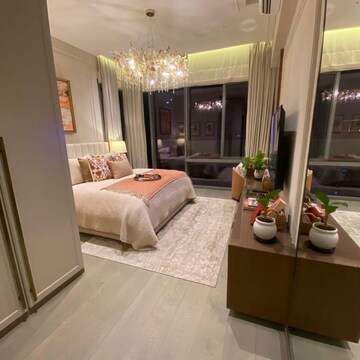 Room in 3 BHK Apartment at Piramal Mahalaxmi, Arthur rd – for Sale