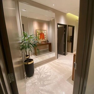 Room in 3 BHK Apartment at Piramal Mahalaxmi, Arthur rd – for Sale