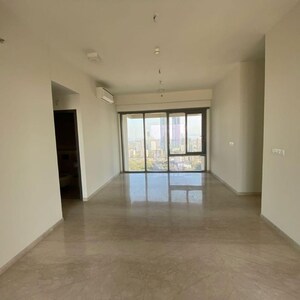 Room in 3 BHK Apartment at Piramal Mahalaxmi, Arthur rd – for Sale