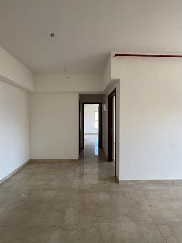 2 BHK 850 Sq.Ft. Apartment in Shapoorji Broacha Baug