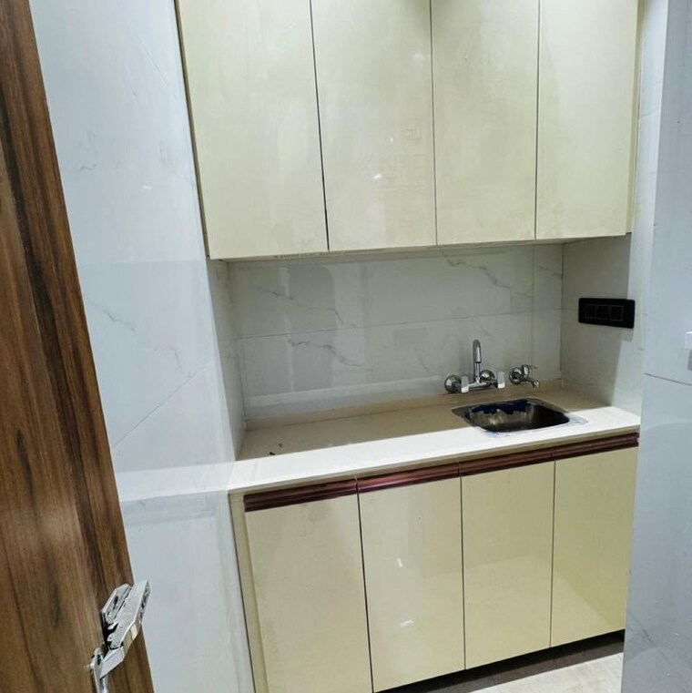 Kitchen, govindpuri 2 Bedroom 550 Sq.Ft. Builder Floor In Govindpuri Delhi 9864144