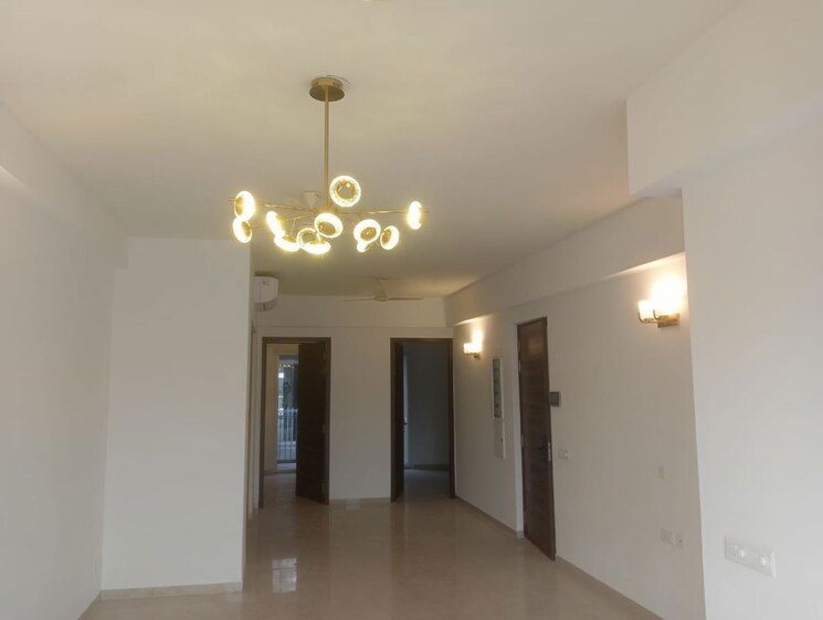 Room, smart-world-orchard 3 Bedroom 1700 Sq.Ft. Builder Floor In Sector 61 Gurgaon 9864152