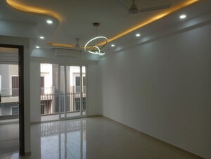 3 BHK Builder Floor For Rent in Smart World Orchard, Sector 61