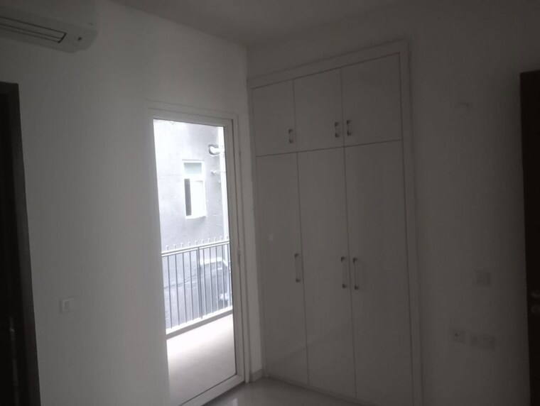 Room, smart-world-orchard 3 Bedroom 1712 Sq.Ft. Builder Floor In Sector 61 Gurgaon 9864157