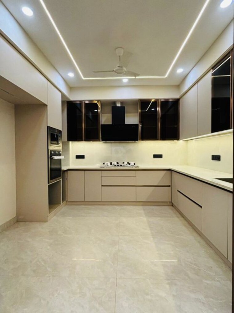 Kitchen, ansal-api-esencia 4 Bedroom 300 Sq.Ft. Builder Floor In Sector 67 Gurgaon 9864162