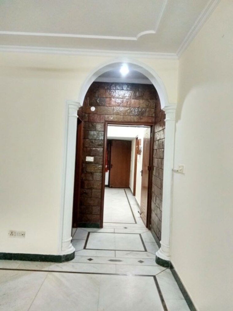 undefined, vasant kunj 2 Bedroom 1500 Sq.Ft. Apartment In Vasant Kunj Delhi 9864163