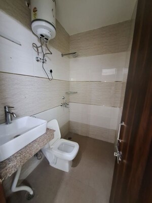 Bathroom in 2 BHK Builder Floor at Ansal API Esencia, Sector 67 – for Rent