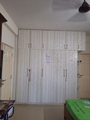 Bathroom in 3 BHK Builder Floor at Emaar MGF Emerald Hills, Sector 65 – for Rent