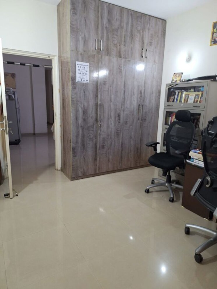 Master Bedroom, emaar-mgf-emerald-hills 3 Bedroom 1500 Sq.Ft. Builder Floor In Sector 65 Gurgaon 9864180