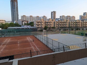 3 BHK Builder Floor – Exterior View View at Emaar MGF Emerald Hills, Sector 65 - for Rent