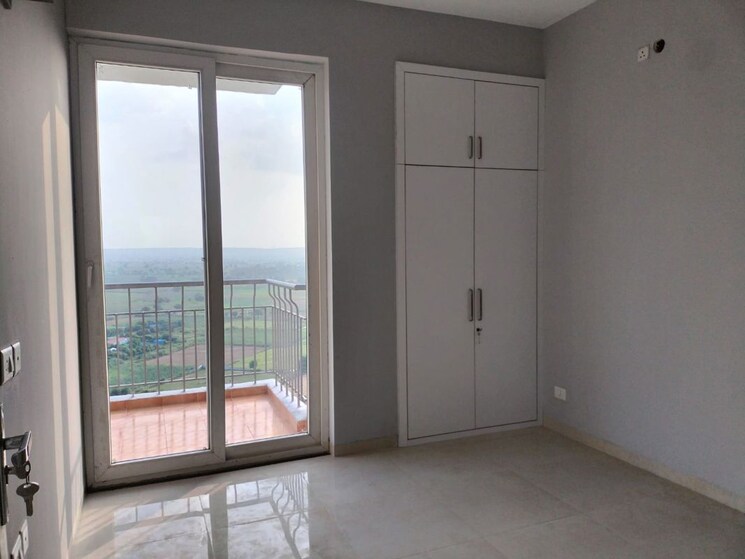 Room, supertech-hues 2 Bedroom 1130 Sq.Ft. Apartment In Sector 68 Gurgaon 9864200