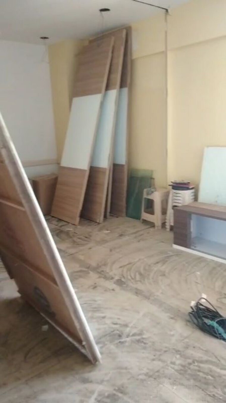 undefined, crystal-paradise Commercial Office Space 2800 Sq.Ft. In Andheri West Mumbai 9864205