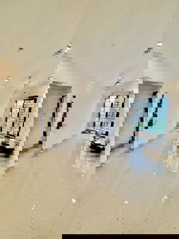 3 BHK 1100 Sq.Ft. Apartment in Ajanta Apartments Santacruz West