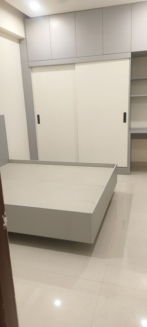 Furnished Amenities in 1 BHK Apartment at Ten Madhapur, Madhapur – for Rent