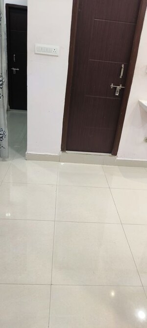 Furnished Amenities in 2 BHK Apartment at SR Pride Madhapur, Madhapur – for Rent