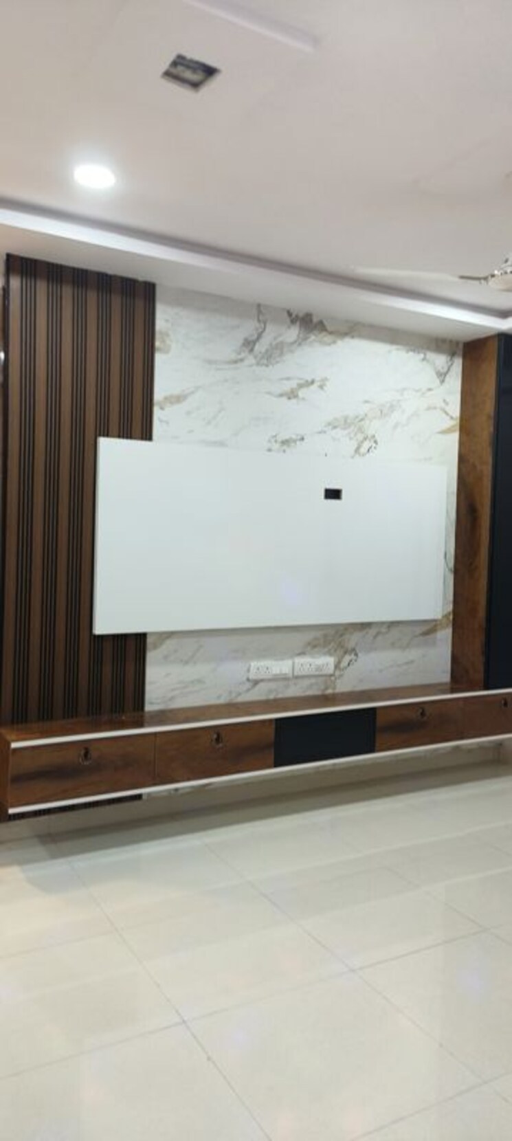 Room, sr-pride-madhapur 2 Bedroom 1080 Sq.Ft. Apartment In Madhapur Hyderabad 9864226