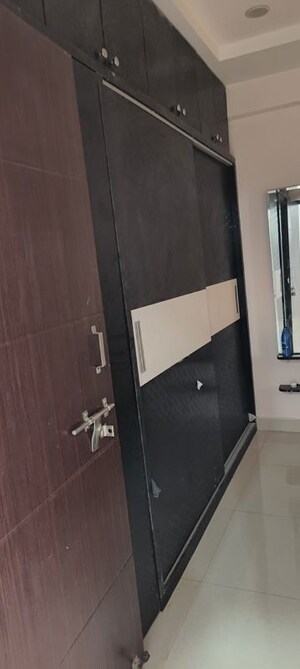 Furnished Amenities in 2 BHK Apartment at SR Pride Madhapur, Madhapur – for Rent