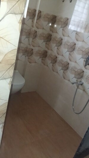 Bathroom in 6+ BHK Penthouse at Chinar Park – for Rent